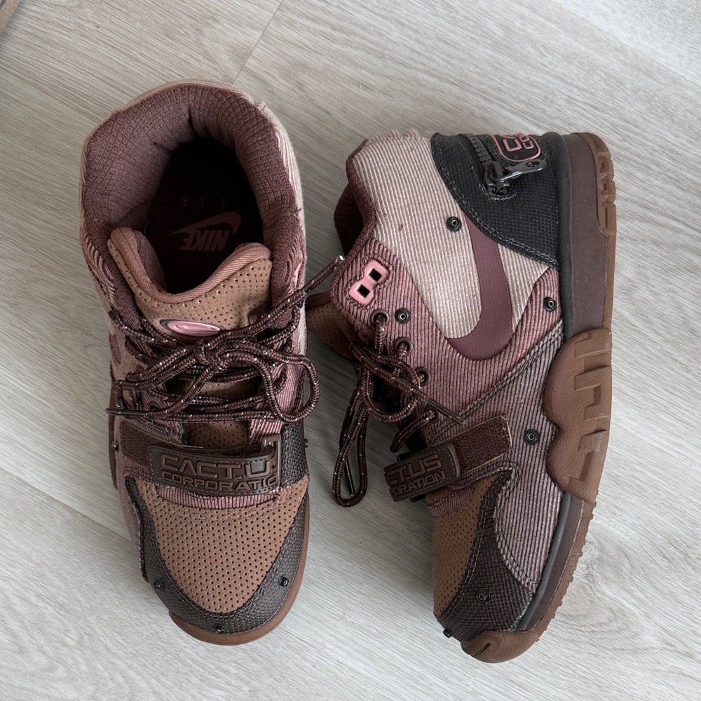 Nike Travis Scott Air Trainer 1 SP Wheat Cactus Jack W7 DR7515-200 VGUC